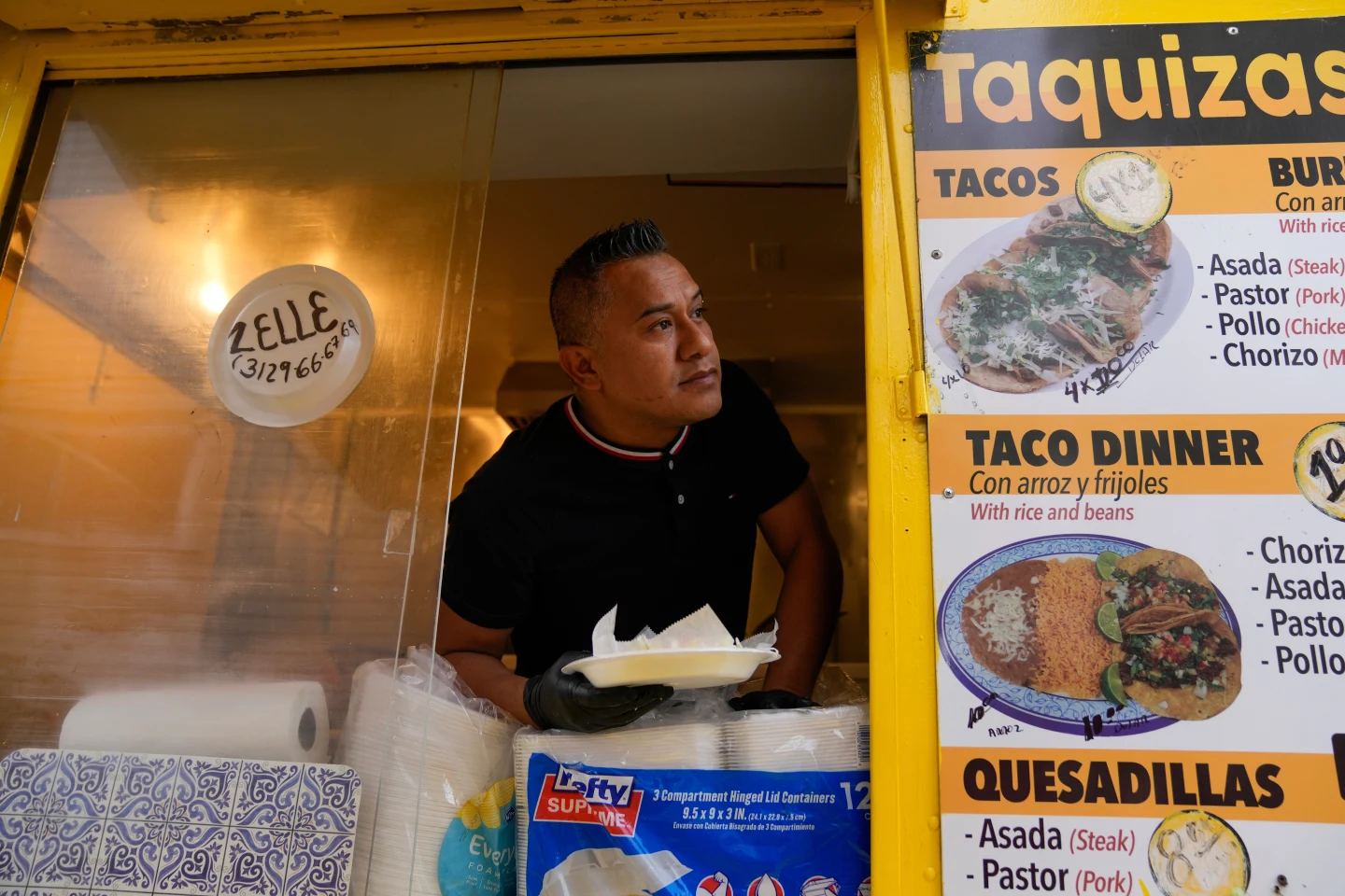 Courage Amidst Fear: Chicago's Immigrant Vendors Defy Immigration Raids