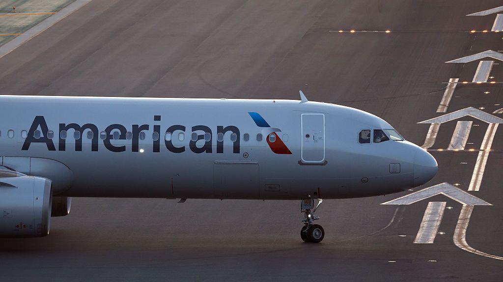 Laptop Fire on American Airlines Flight Forces Passenger to Seek Medical Treatment