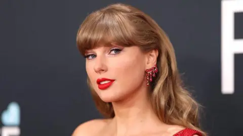Taylor Swift Challenges 'Swift Home' Trademark in US