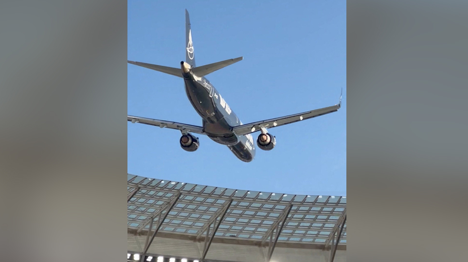 Airlink Beats Back Criticism After Low‑Altitude Flypast Over DHL Stadium