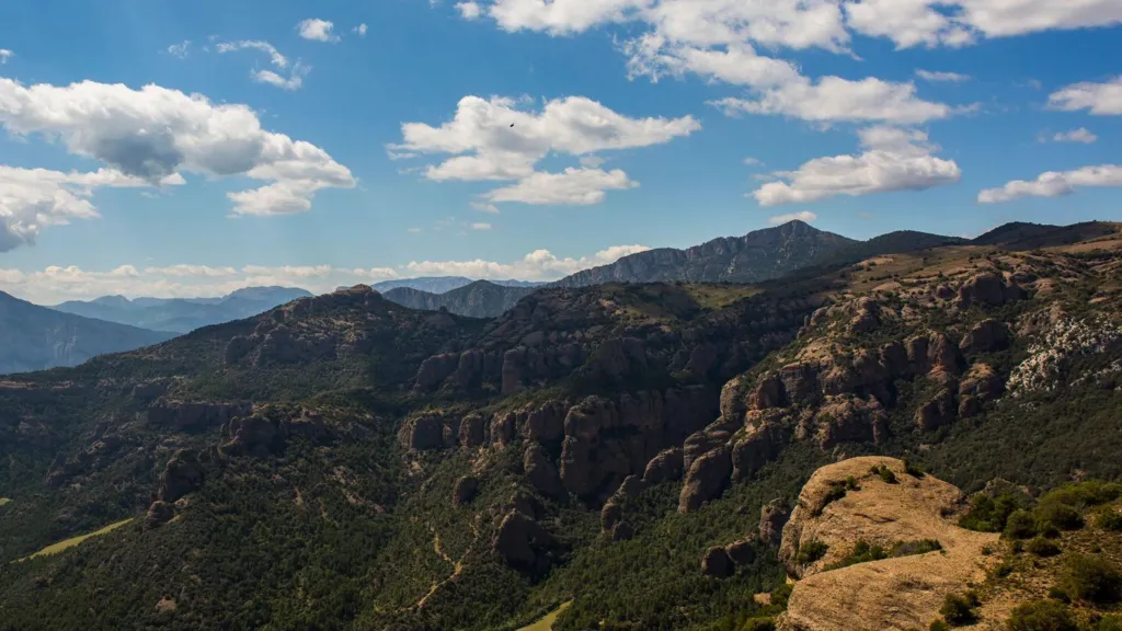 British Paraglider Killed in Accident Near Tremp, Spain