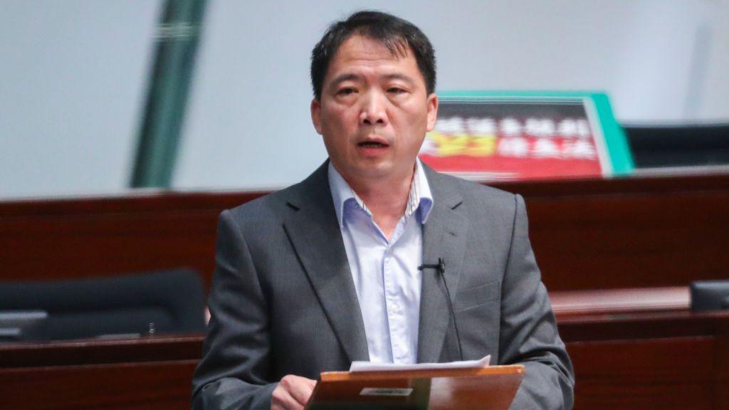 Former Hong Kong Opposition Leader Wu Chi-wai Secures Six‑Month UK Stay After Border Detainment