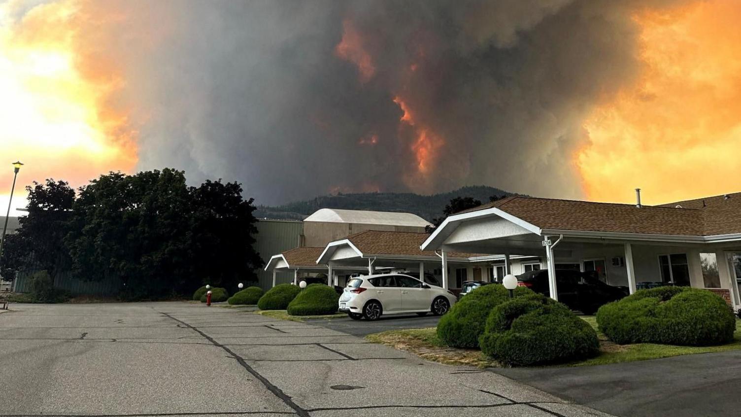 Bald Range Fire Rips Okanagan Lives – Residents Seek Answers About Lost Homes