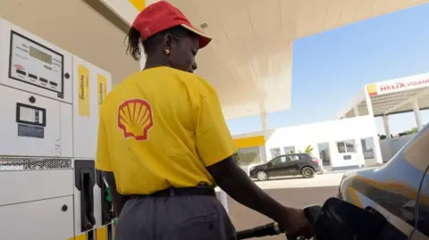 Senegal's Government Implements Ban on Non-Essential Foreign Travel Amid Rising Oil Prices