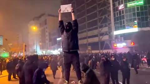 Eyewitness Accounts of Deadly Government Crackdown in Iran Amid Protests