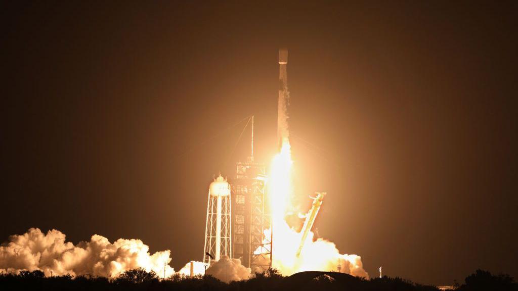 SpaceX Rocket Set to Crash into Moon, Scientists Predict Massive Dust Plume