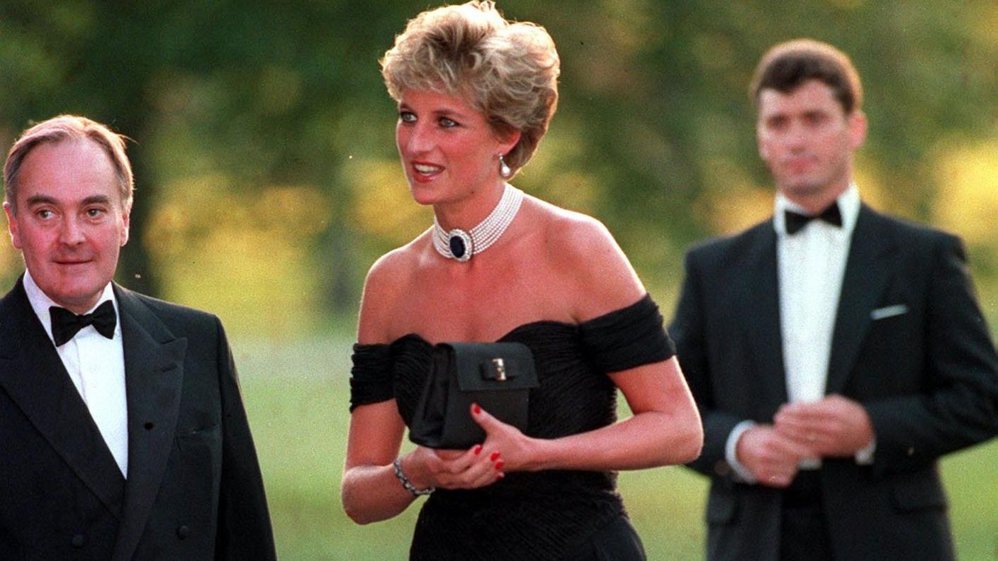 Prince William’s Lattice of Royal Elegance: Princess Diana’s ‘Revenge Dress’ Goes to Auction