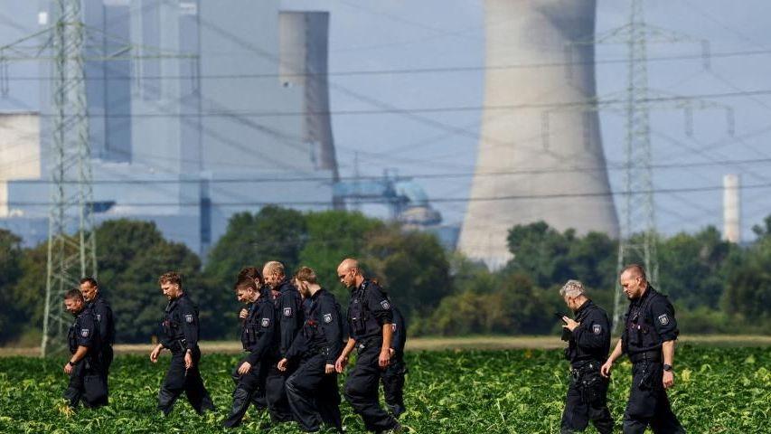 German Police Arrest Suspect in Power Grid Sabotage Spree