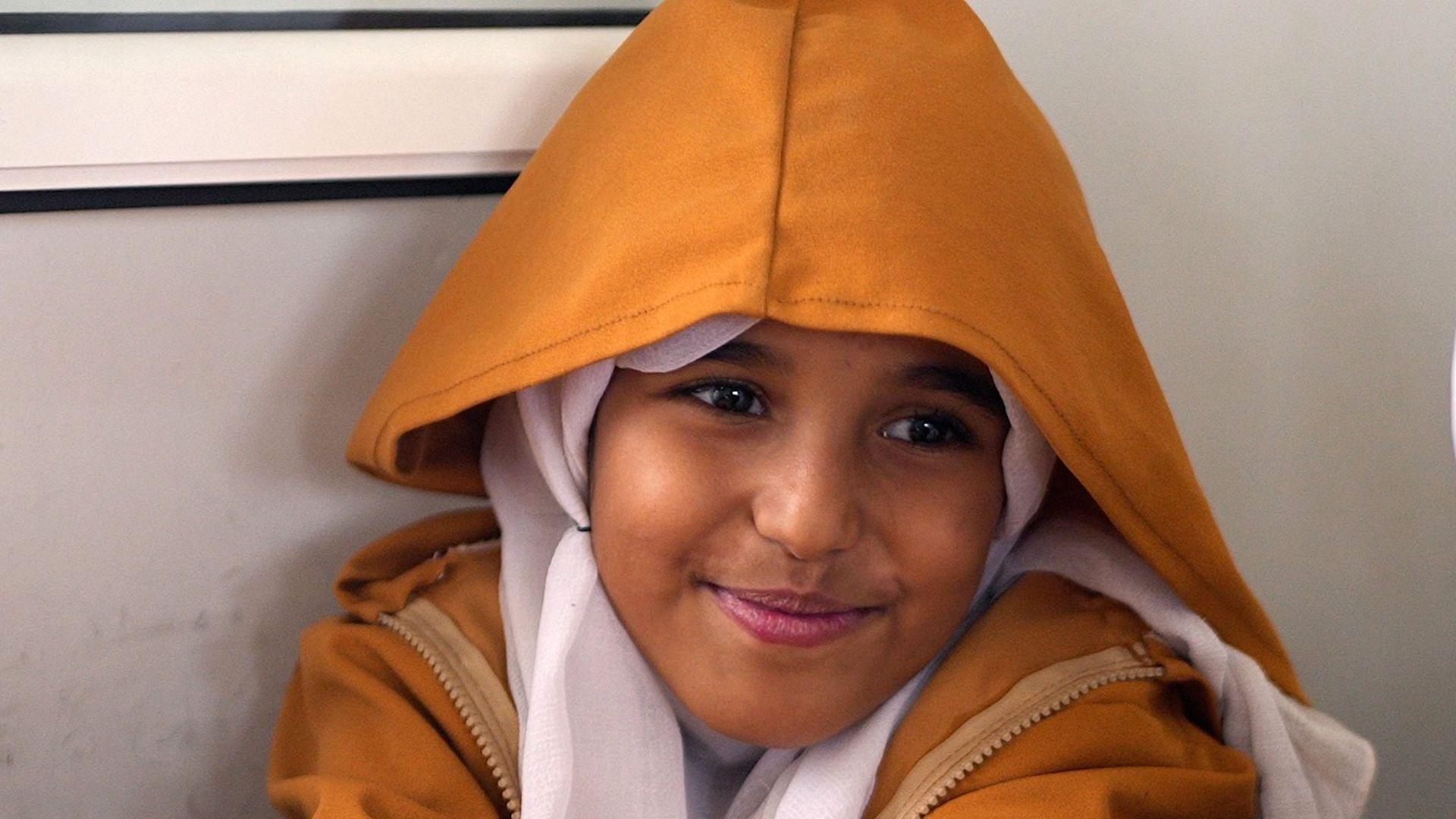 Risky Route: Yemen Schoolchildren Glide Past Snipers to Learn