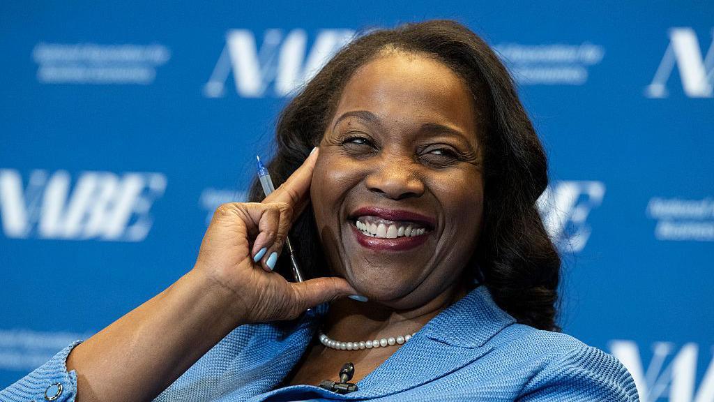Supreme Court Halts Trump’s Attempt to Remove Fed Governor Lisa Cook