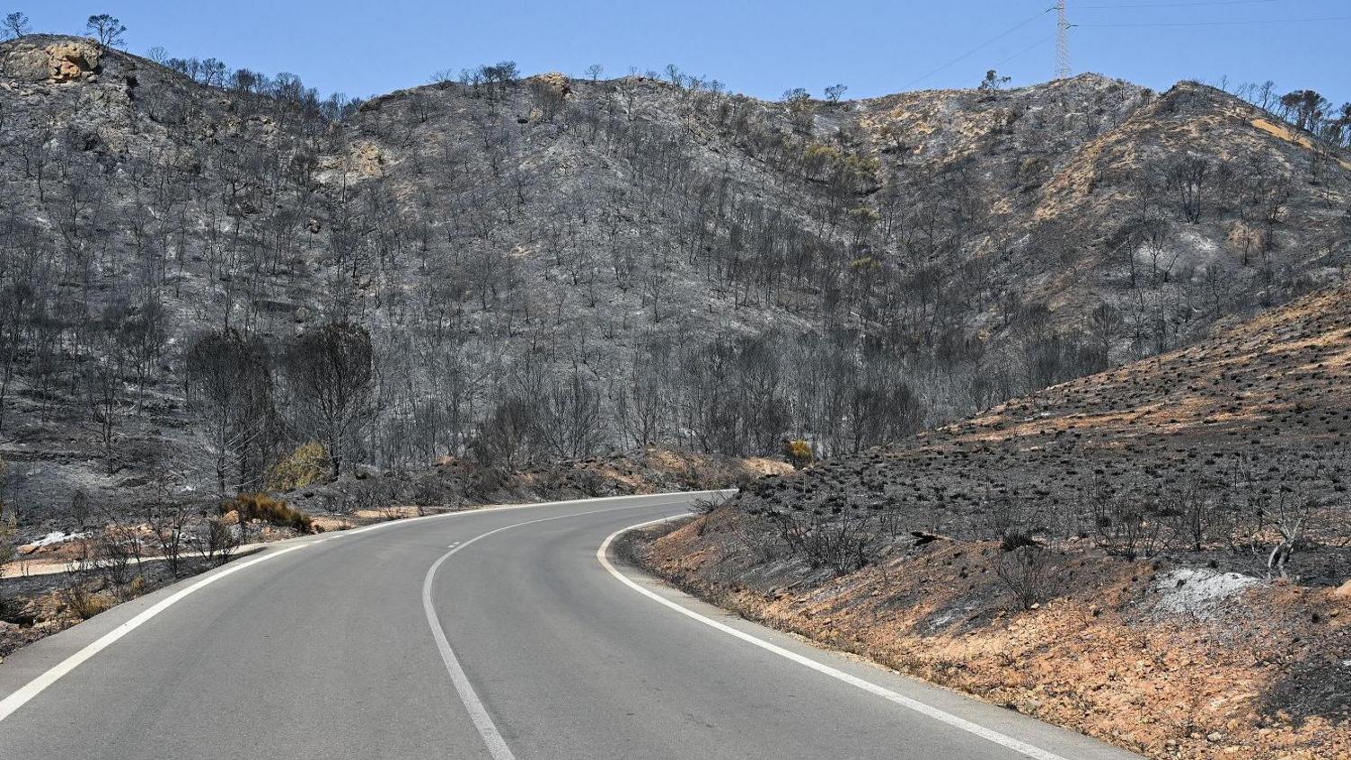 British Couple Rescued from Ravine After Spain Wildfire Devastates Almería Province