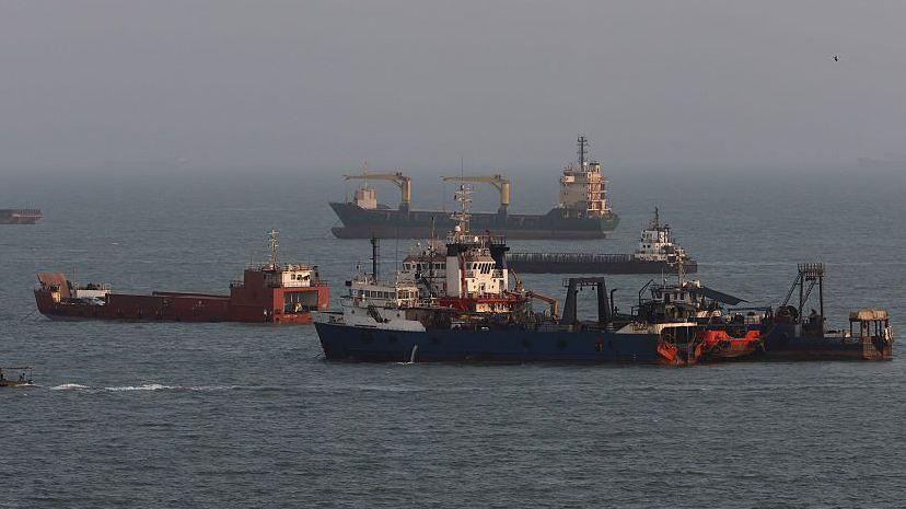 Two Filipino Sailors Killed When Saudi Supertanker Struck in Strait of Hormuz