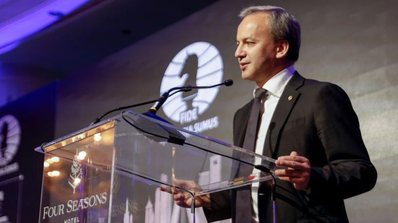 EU sanctions force chess federation president to step aside