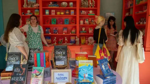 TikTok Launches Official BookTok Bestseller List Redefining Literary Trends