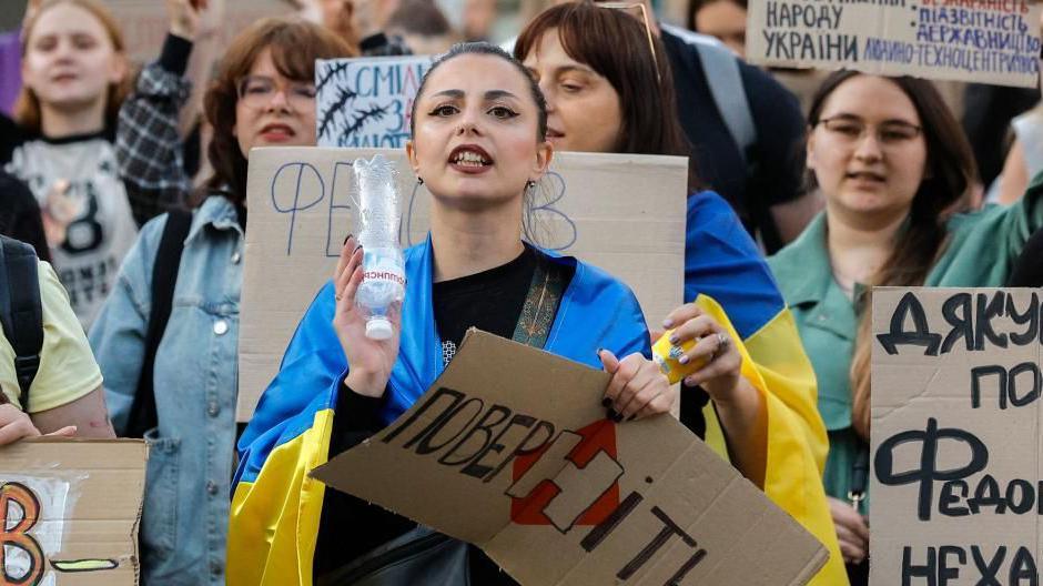 Zelensky’s New Defence Team Sparks Protest‑Led Crisis
