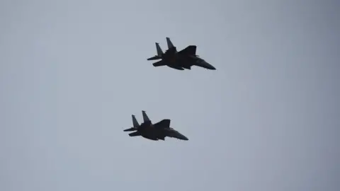 Pilot Distraction Leads to Collision of South Korean Fighter Jets