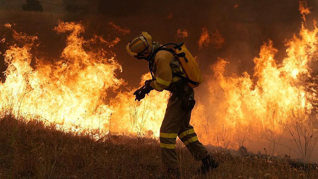 Australia Marries Indigenous Wisdom With High‑Tech Firefighting