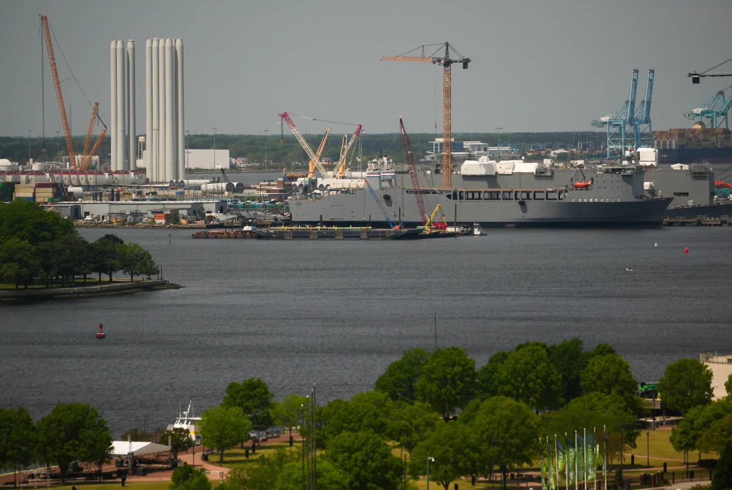 Republicans Divided Over Trump's Clean Energy Policies as Virginia Offshore Wind Project Progresses
