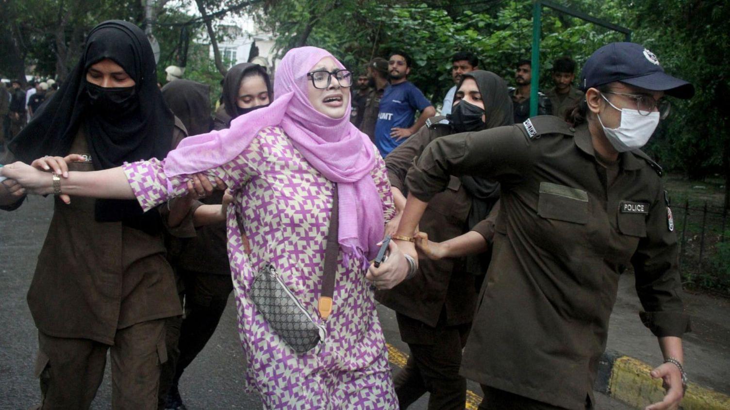 Pakistan Tightens Grip on International Media Amid Kashmir Tensions