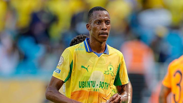 Zimbabwean footballer Divine Lunga survives gun attack in Johannesburg