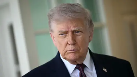 Trump Tariff Refunds Start, But Consumers Left Out