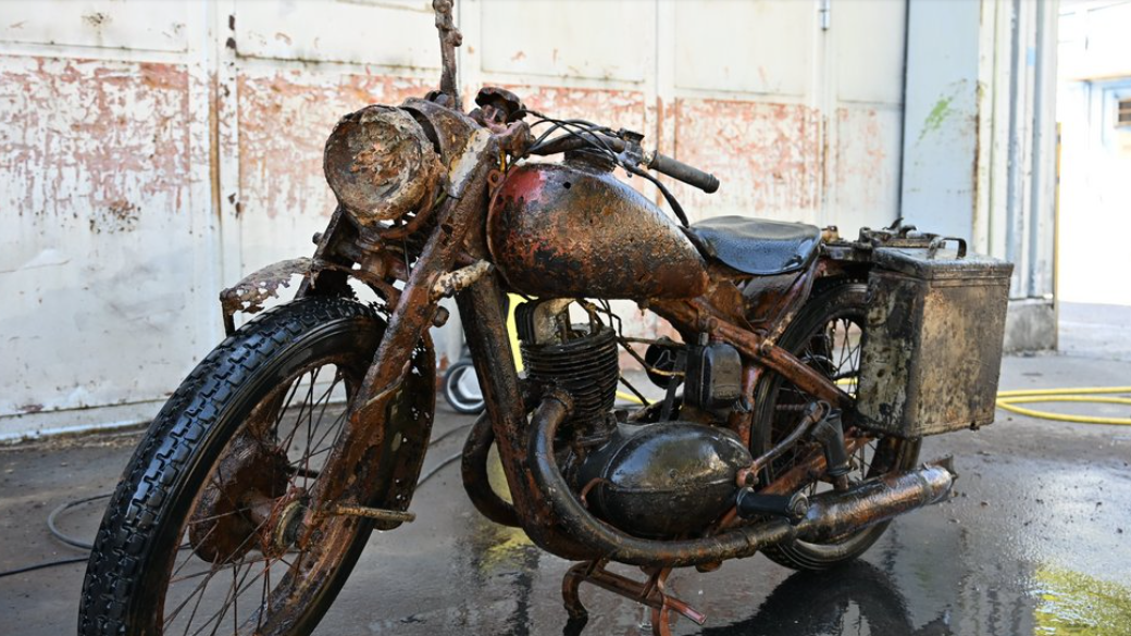 Budapest’s Danube Reveals WWII German Soldiers Amid Record Low Water