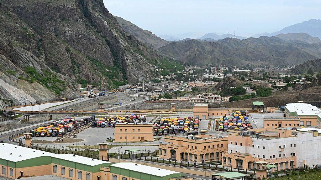 Millions of Afghans Return to Taliban‑Ruled Afghanistan, Forced to Start Over