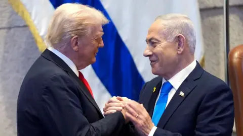 Trump Advocates for Netanyahu's Pardon to Israeli President Isaac Herzog