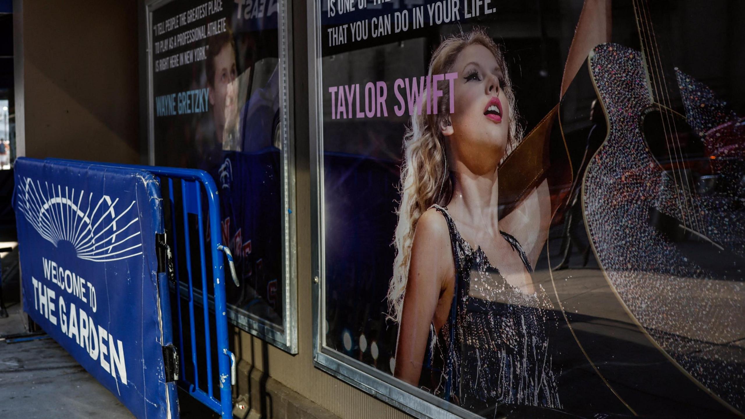 Taylor Swift & Travis Kelce Tie the Knot at Madison Square Garden, Surrounded by Glamour and Celebrity