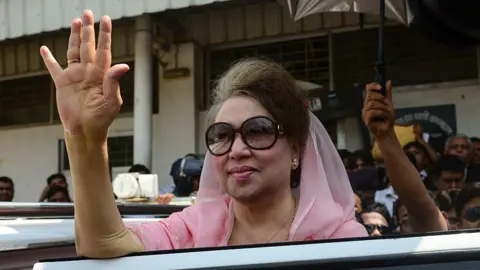 Former Prime Minister Khaleda Zia of Bangladesh Passes Away at 80