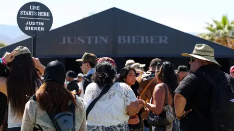 Justin Bieber Delivers Nostalgic Performance at Coachella 2026