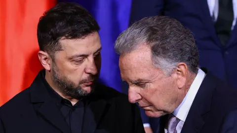 US and Ukraine Report Productive Talks in Miami Amid Ongoing Conflict
