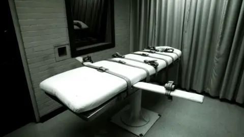 US Expands Execution Methods to Include Firing Squads and Gas